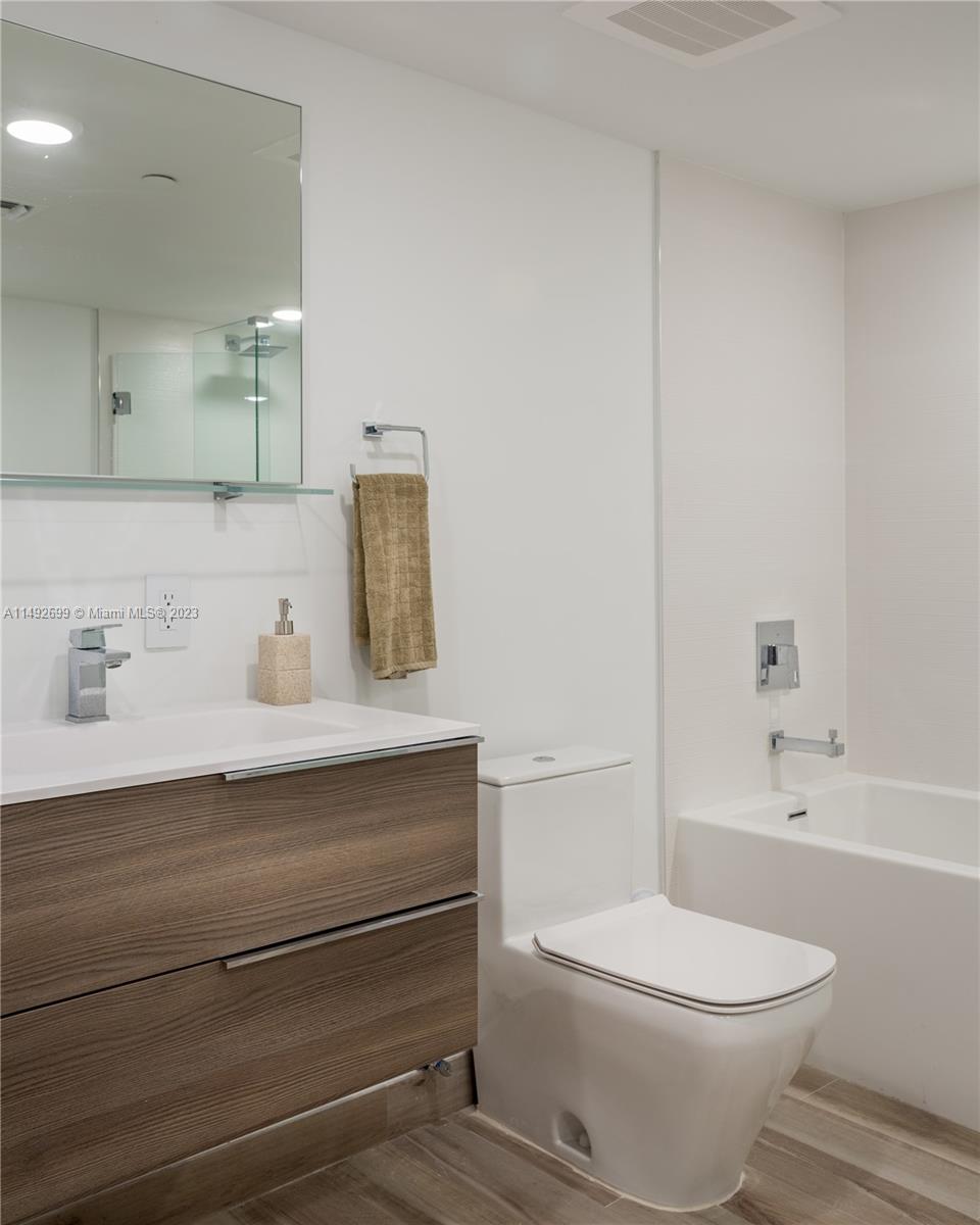 THE IVORY RESIDENCE CONDO - Residential