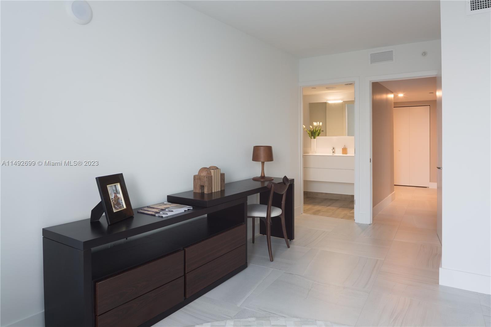 THE IVORY RESIDENCE CONDO - Residential