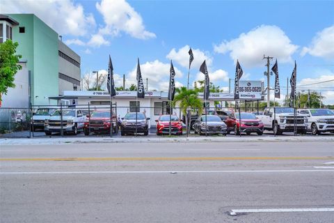3590 NW 36th St Miami FL 33142