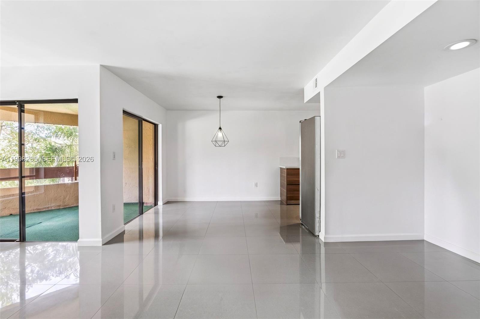 KENLAND POINTE CONDO #1 - Residential