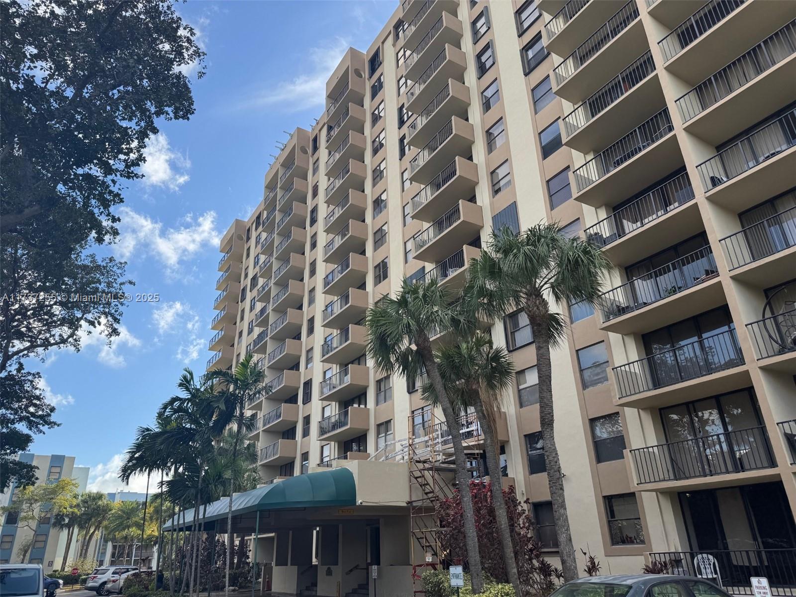 Property for Sale at 1470 Ne 123rd St A708, North Miami, Miami-Dade County, Florida - Bedrooms: 1 
Bathrooms: 1  - $198,000