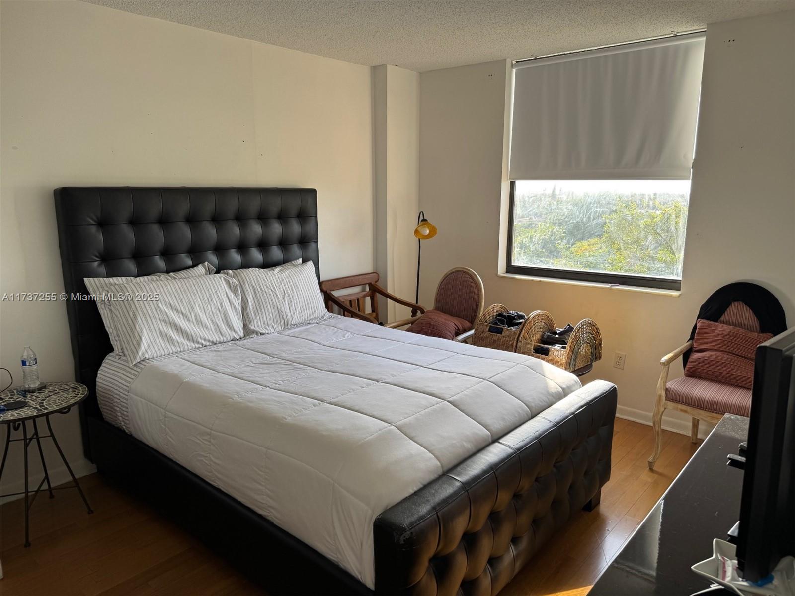 GREENWICH PH I CONDO - Residential