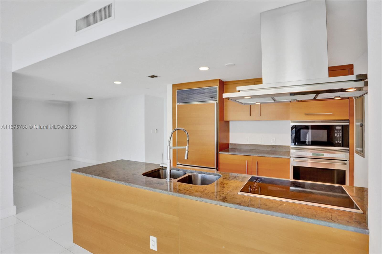 ICON BRICKELL NO TWO - Residential Lease