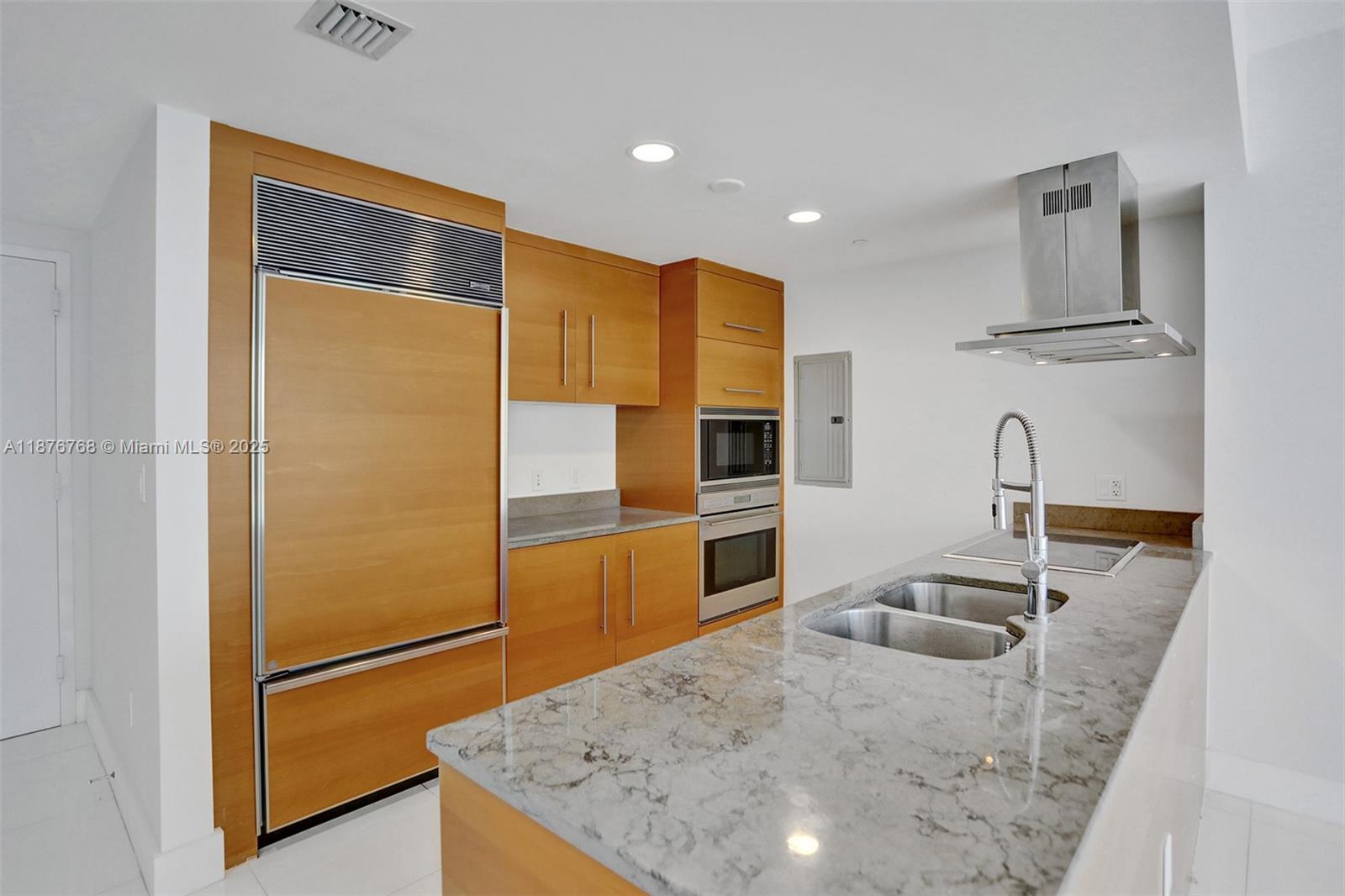 ICON BRICKELL NO TWO - Residential Lease