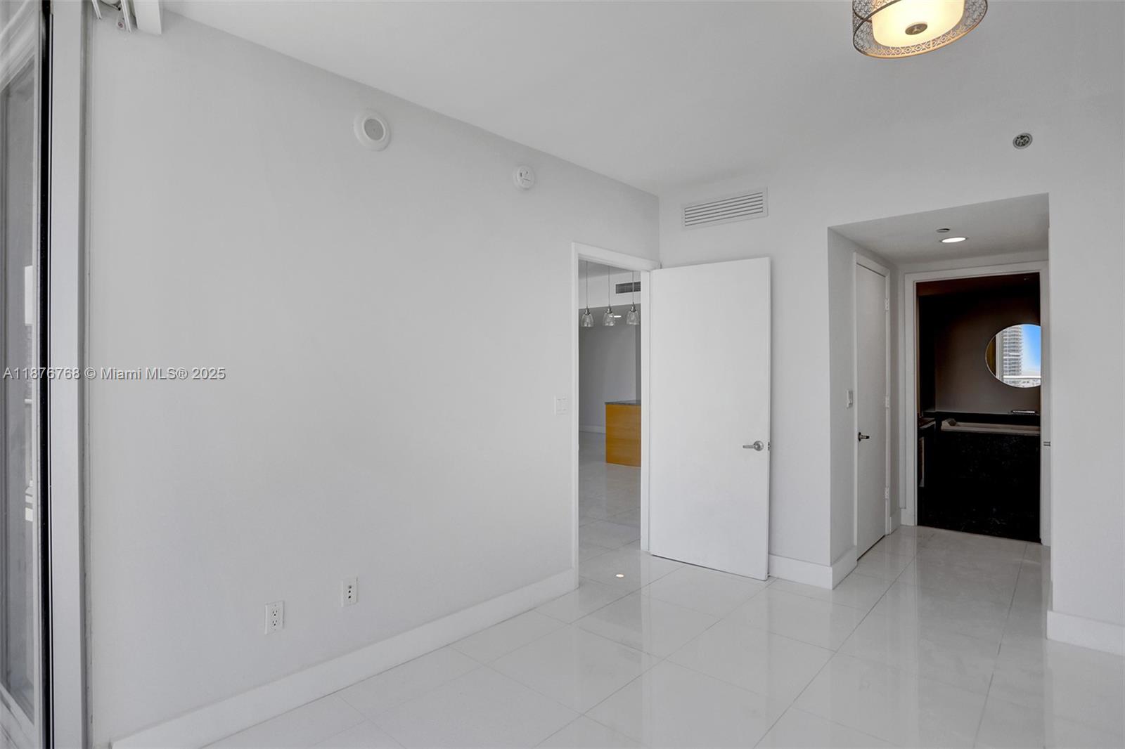 ICON BRICKELL NO TWO - Residential Lease