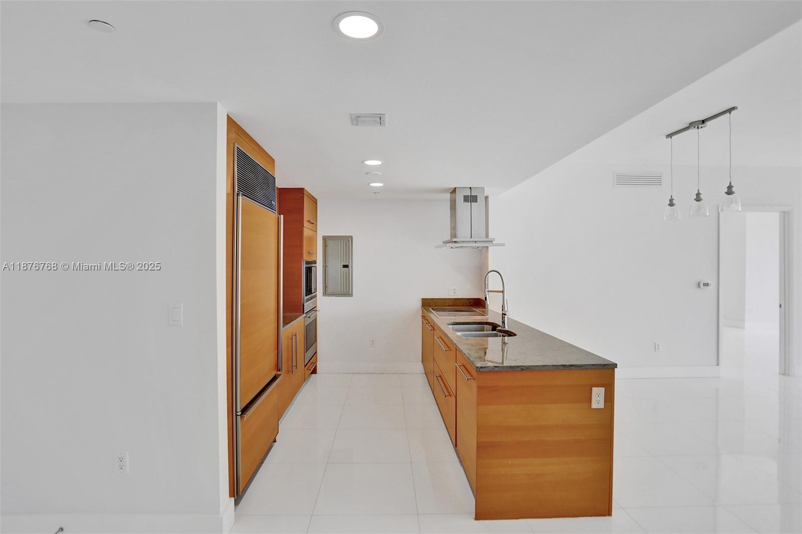 ICON BRICKELL NO TWO - Residential Lease