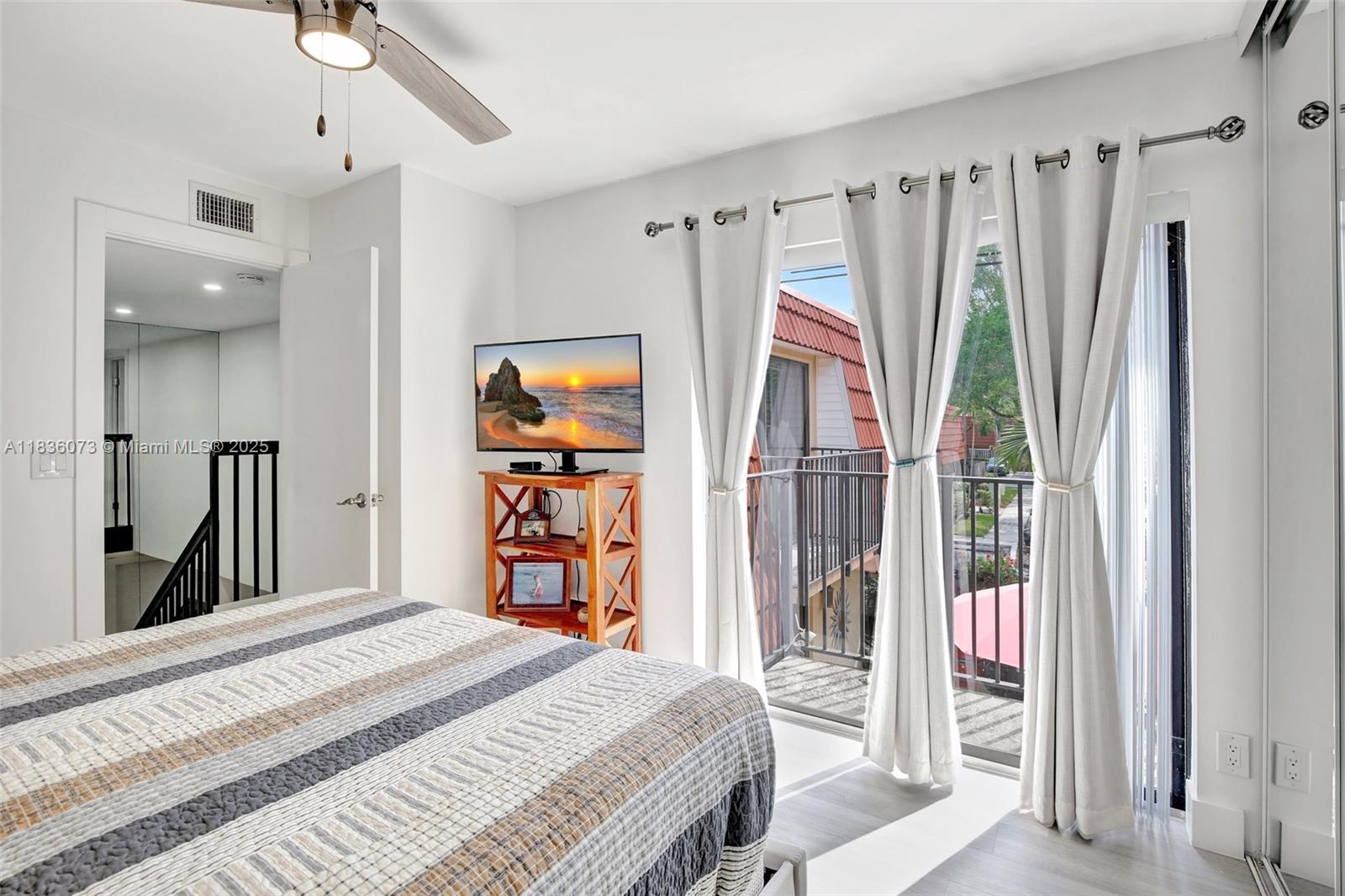 WATERFORD COURTYARDS - Residential