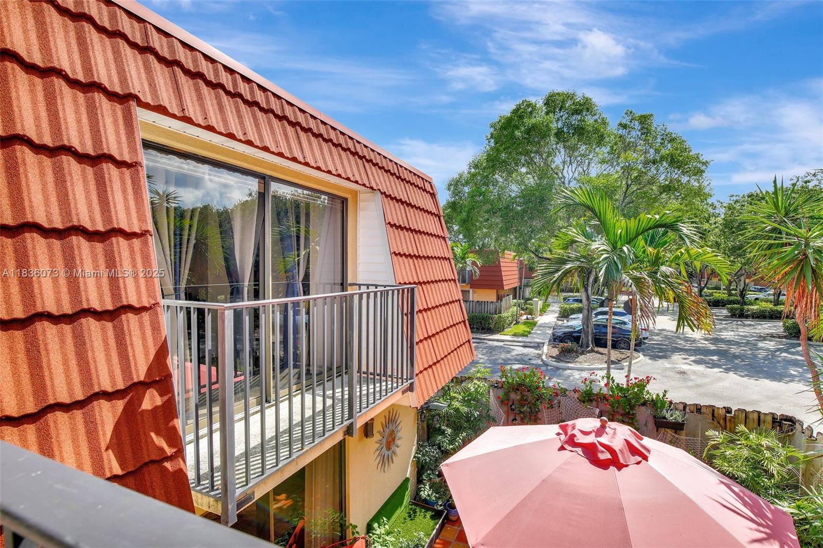 WATERFORD COURTYARDS - Residential