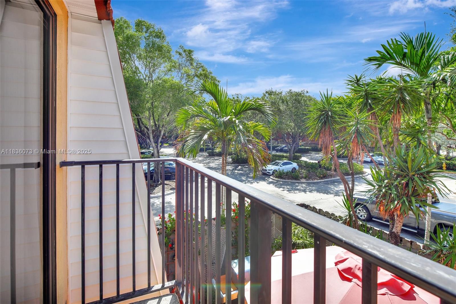 WATERFORD COURTYARDS - Residential