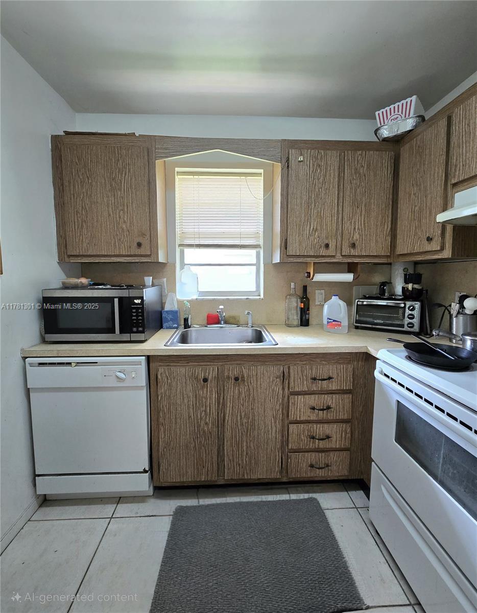 4165 SW 67th Ave 115B
