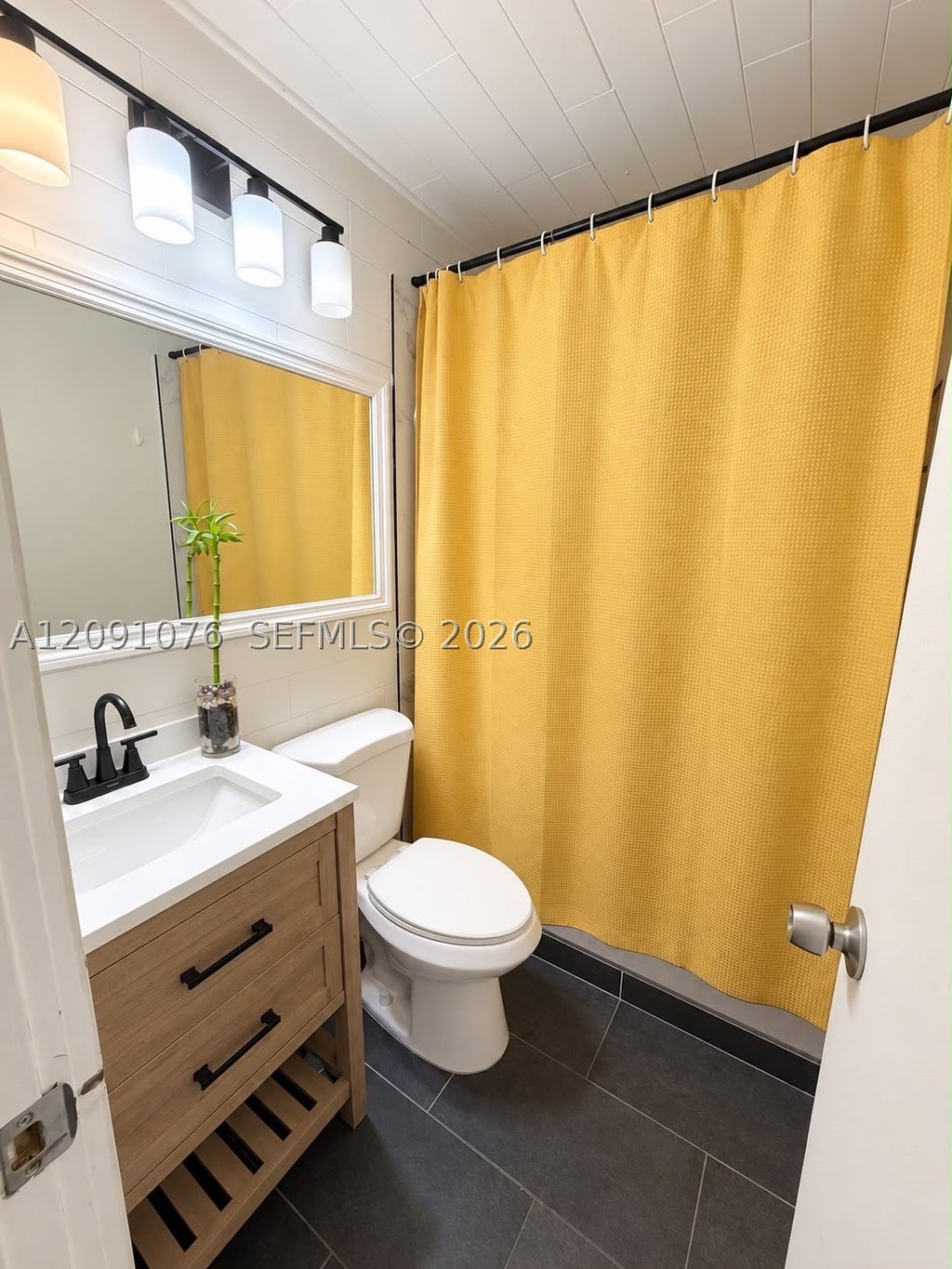 Photo of 2331 Mckinley St, Hollywood, FL 33020 (MLS # A12091076)