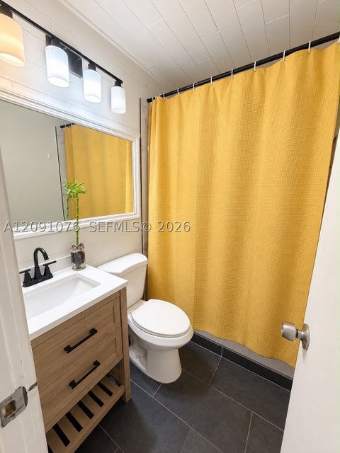 Photo of 2331 Mckinley St, Hollywood, FL 33020 (MLS # A12091076)