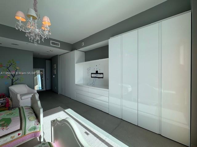 2711 HOLLYWOOD BEACH COND - Residential