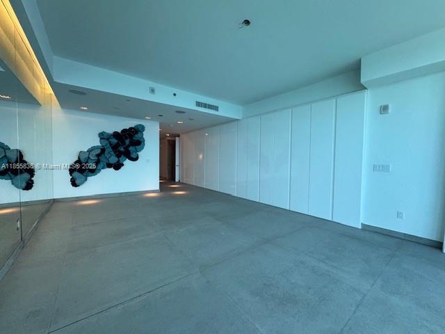 2711 HOLLYWOOD BEACH COND - Residential