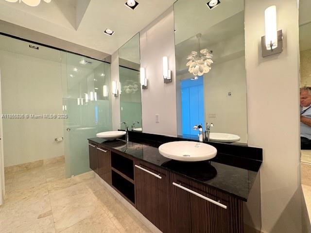 2711 HOLLYWOOD BEACH COND - Residential