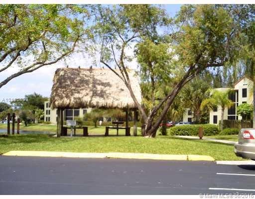 Lake Pointe #5 Condo - Residential Lease