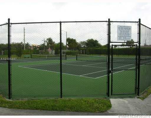 Lake Pointe #5 Condo - Residential Lease