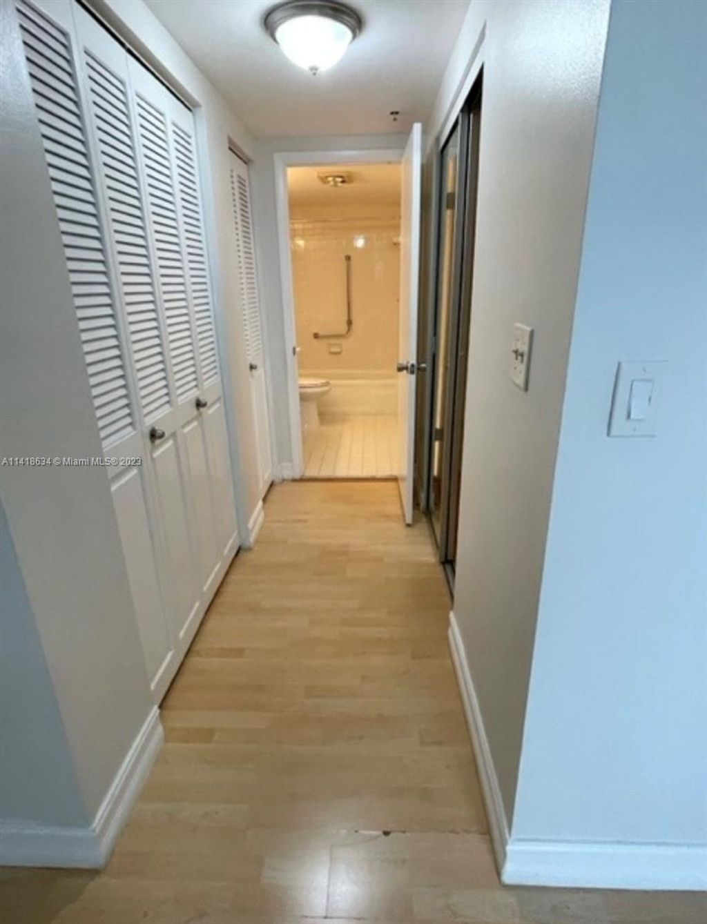 Photo of 919 Hillcrest Dr #607, Hollywood, FL 33021 (MLS # A11418634)