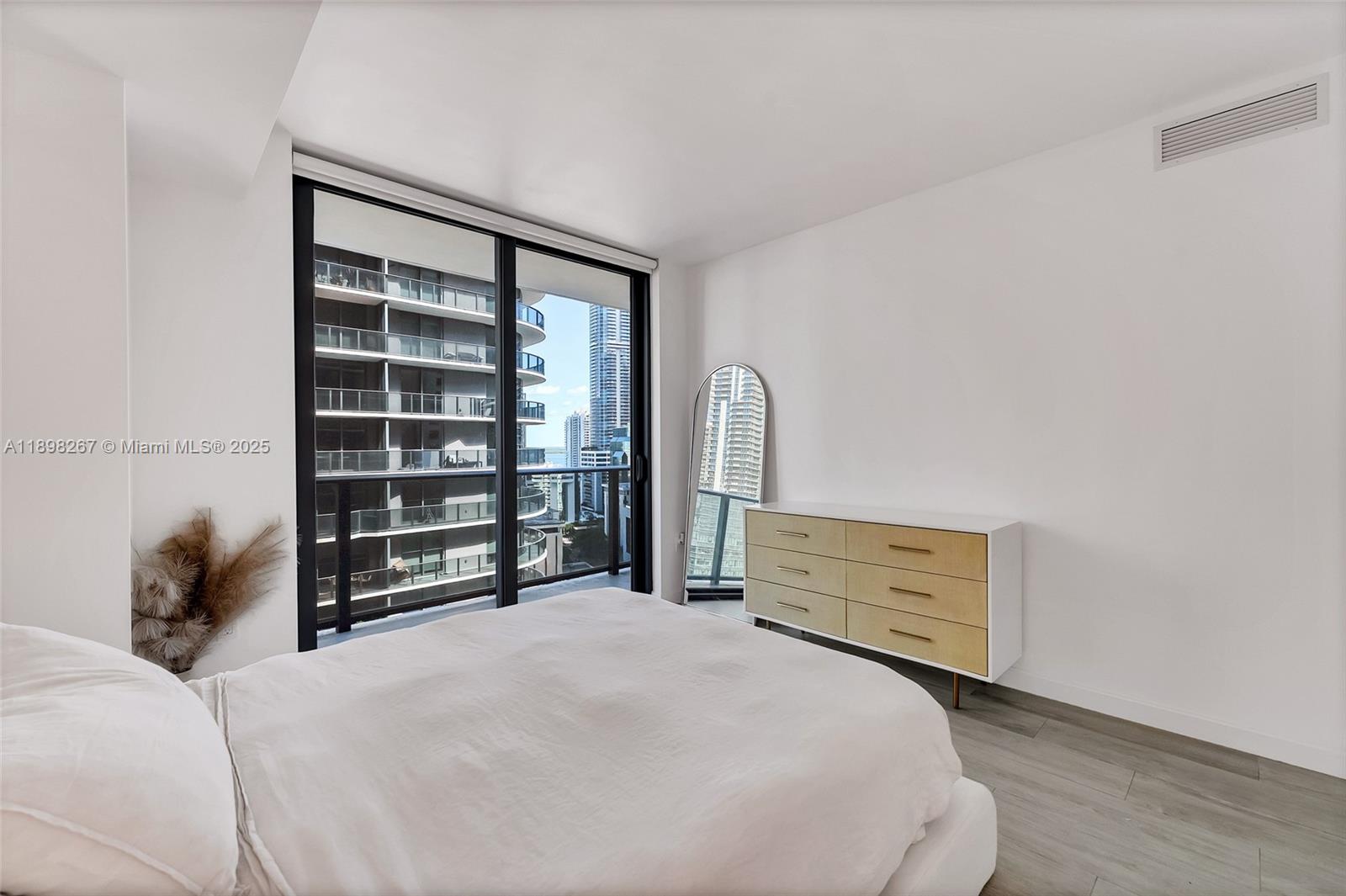 BRICKELL HEIGHTS WEST CON - Residential