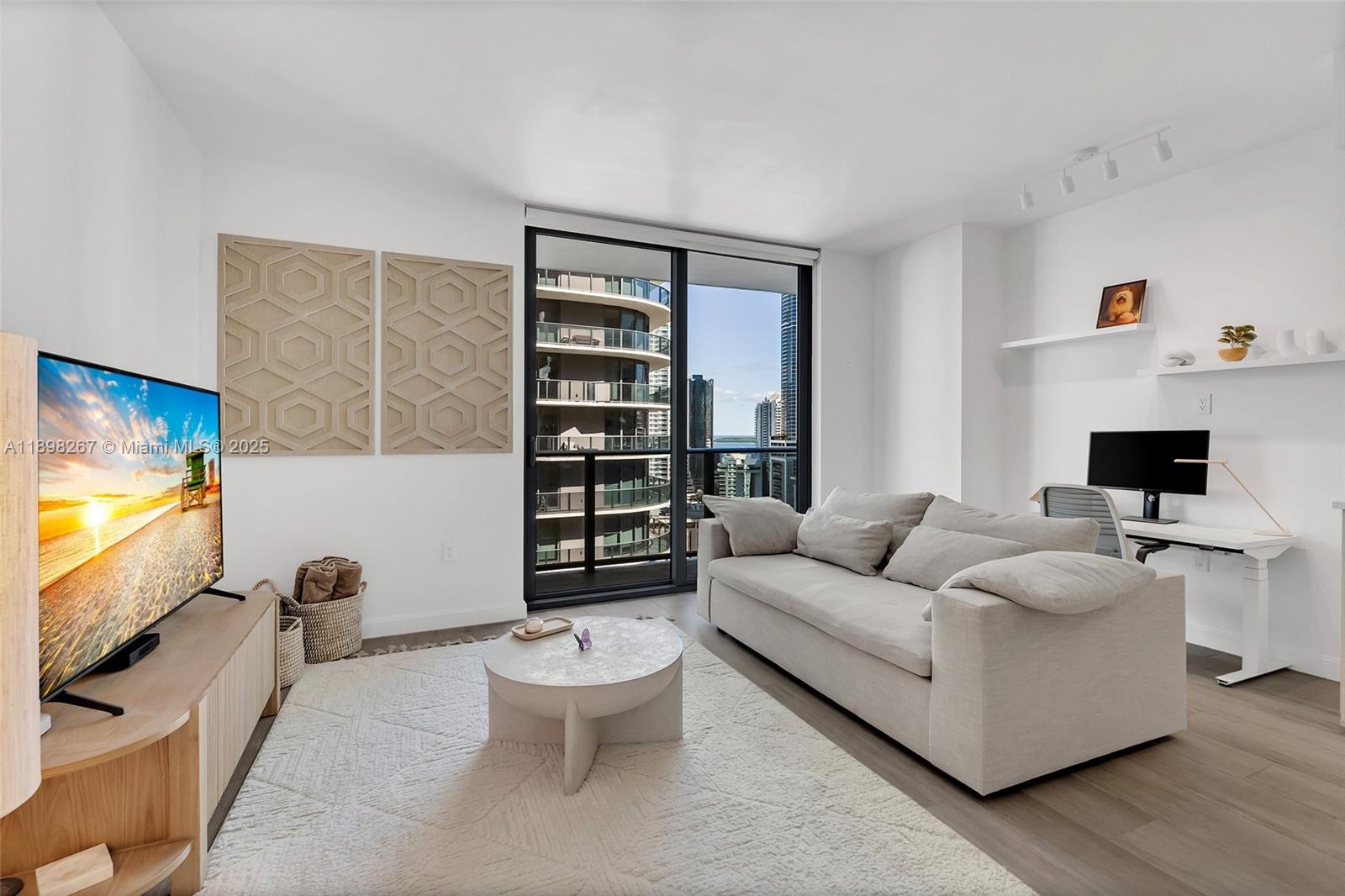 BRICKELL HEIGHTS WEST CON - Residential