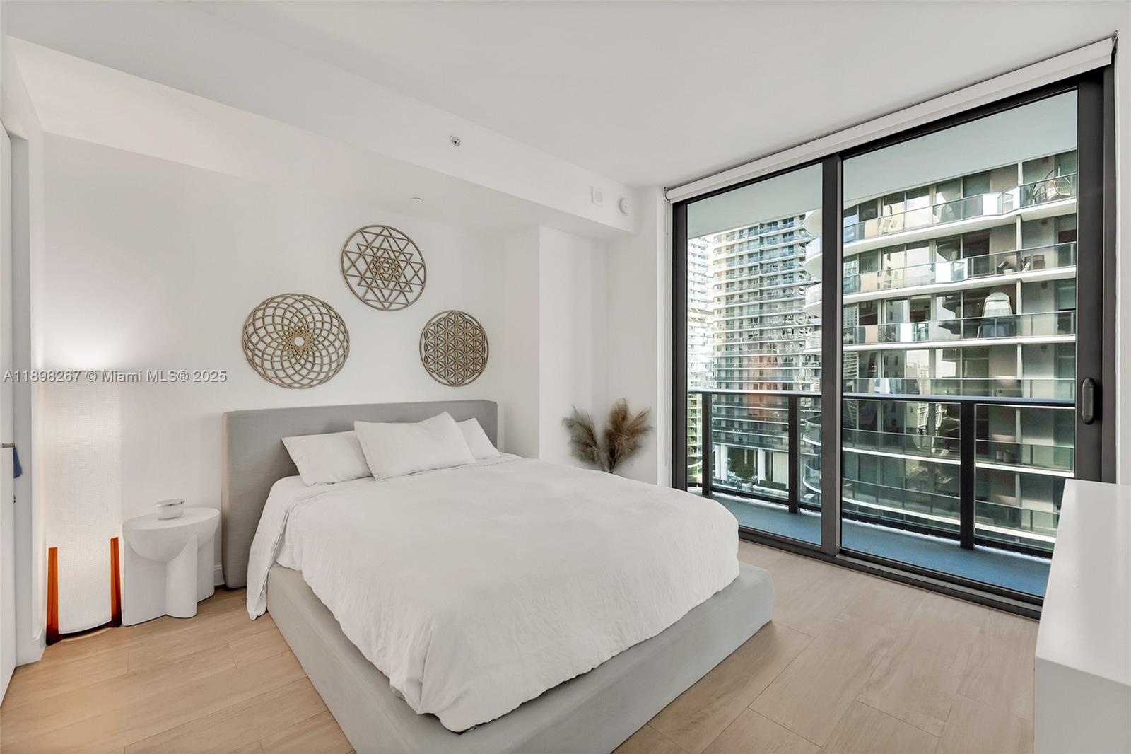 BRICKELL HEIGHTS WEST CON - Residential