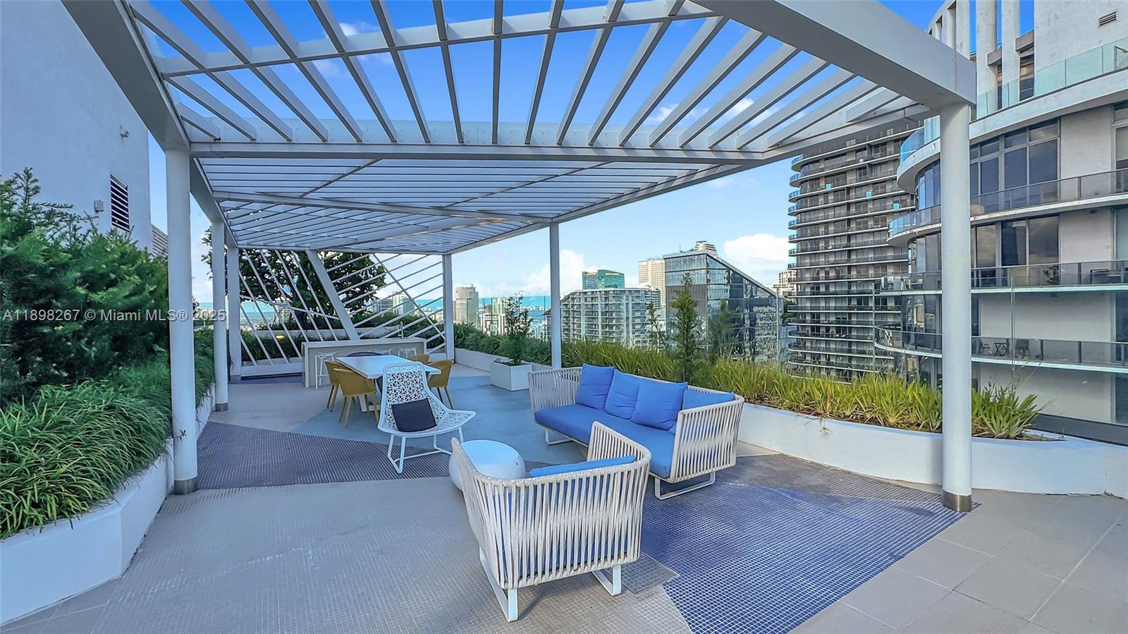 BRICKELL HEIGHTS WEST CON - Residential