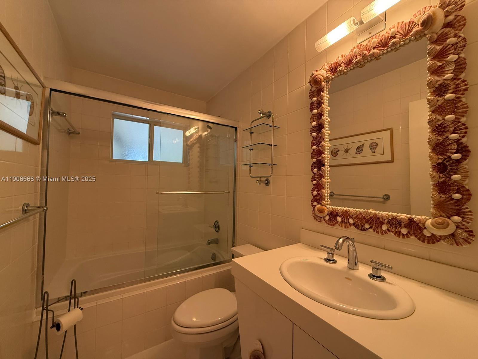 OAKLAND PARK 2ND ADD-RESU - Residential Lease