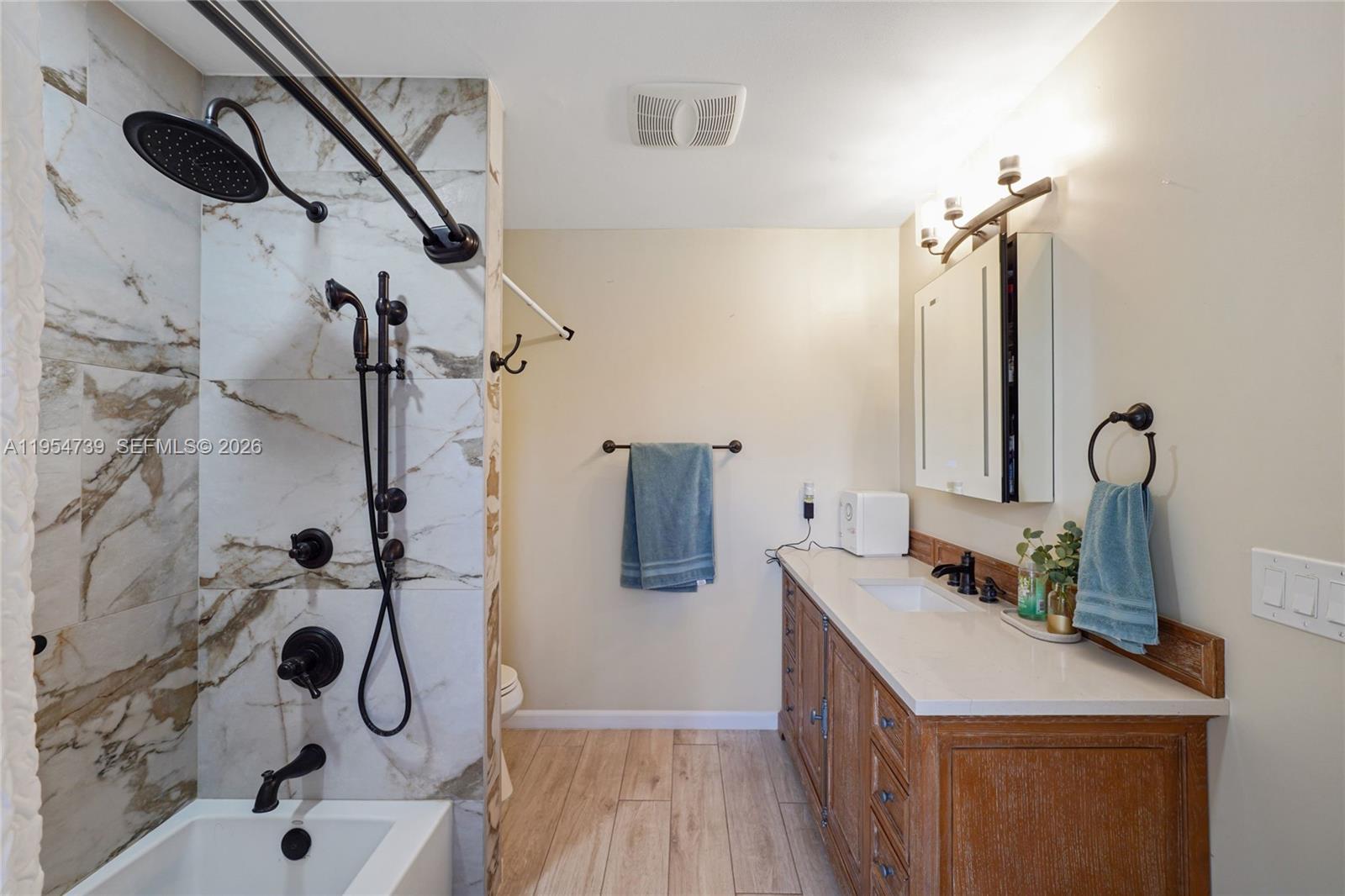 CITY OF LAUDERHILL SEC TH - Residential