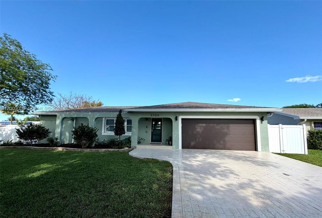 Photo of 5704 SW 116th Ave, Cooper City, FL 33330 (MLS # A12000000)