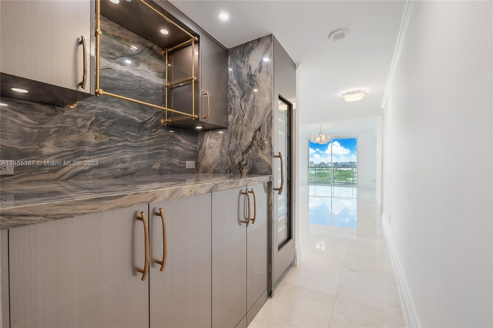 GROVE HILL TOWER CONDO - Residential