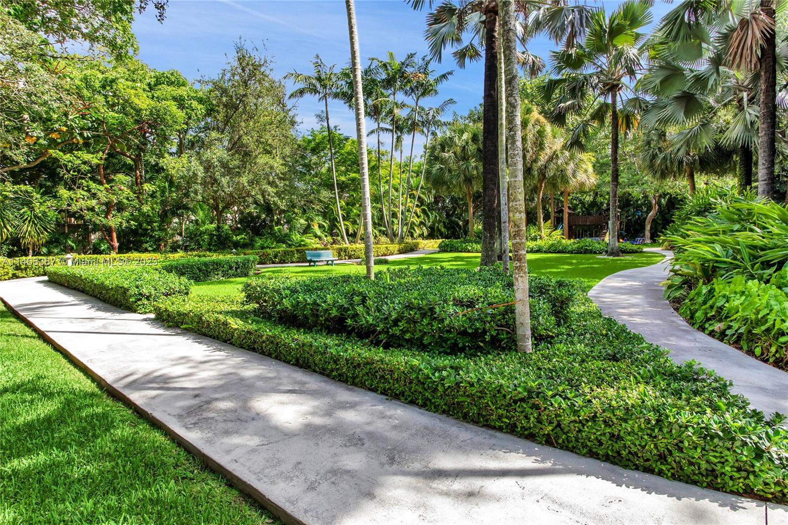 GROVE HILL TOWER CONDO - Residential