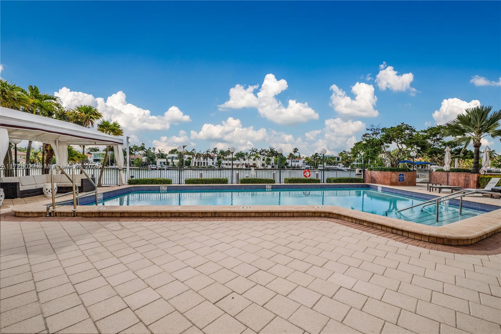 FIFTY SIX-SIXTY COLLINS A - Residential