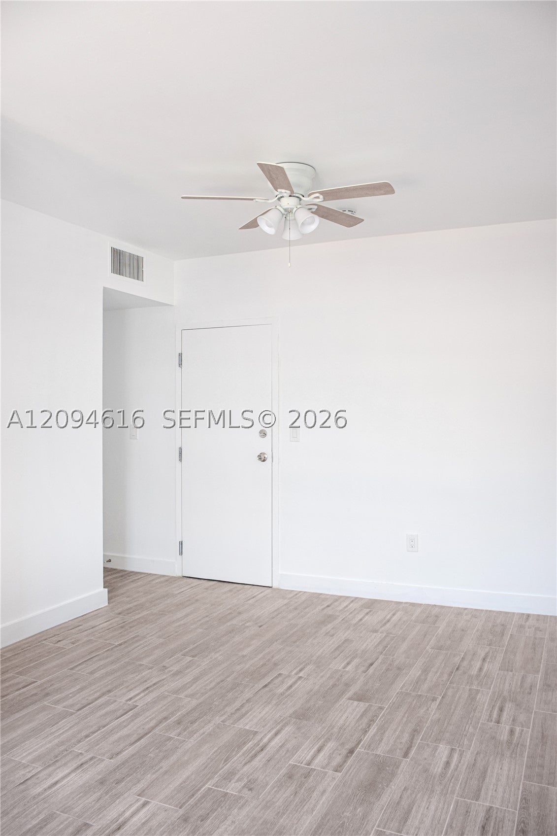 605 Euclid Ave 207