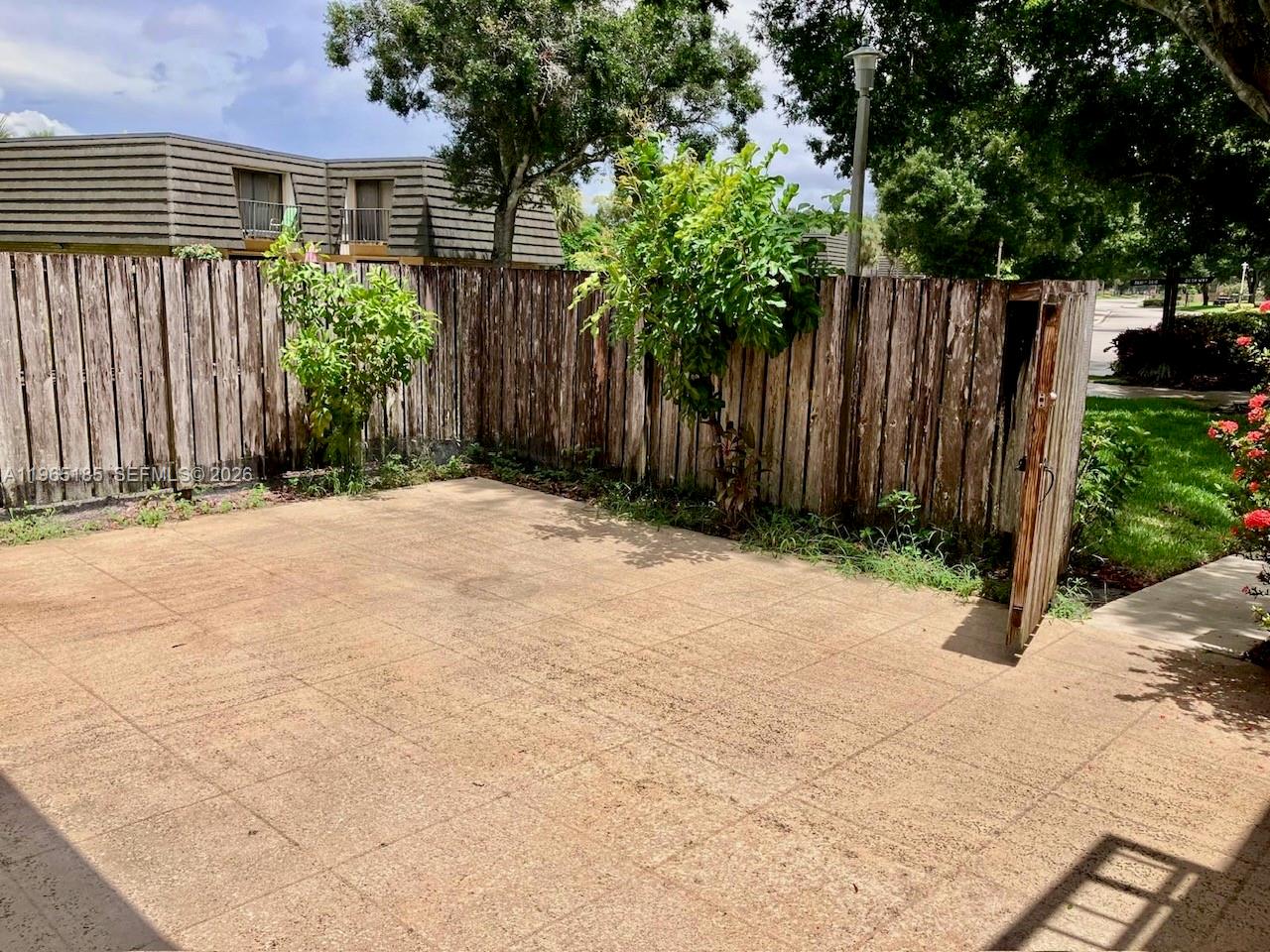 View photos, virtual tours, details... 2610 26th way