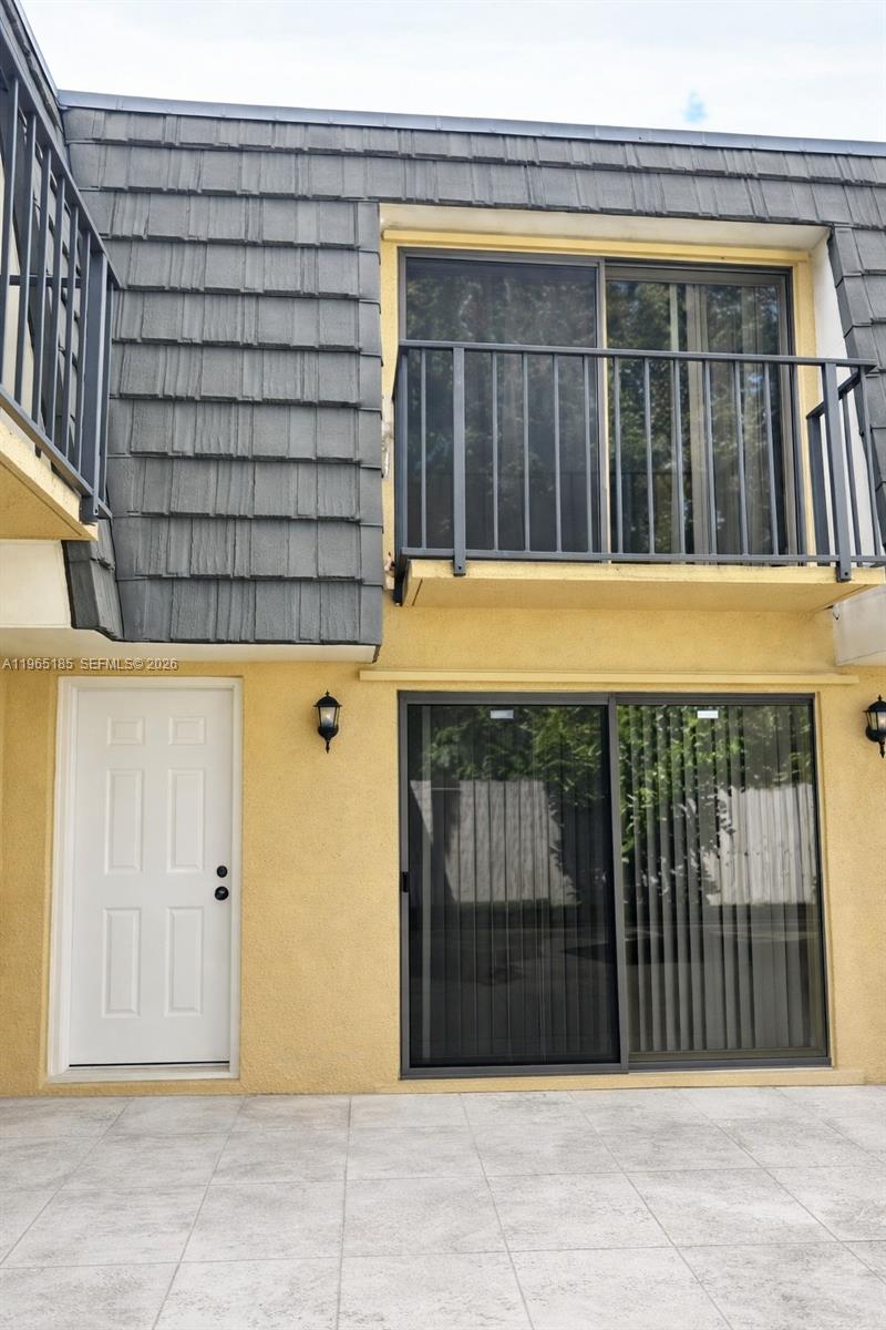 VILLAGE OF SANDALWOOD LAK - Residential