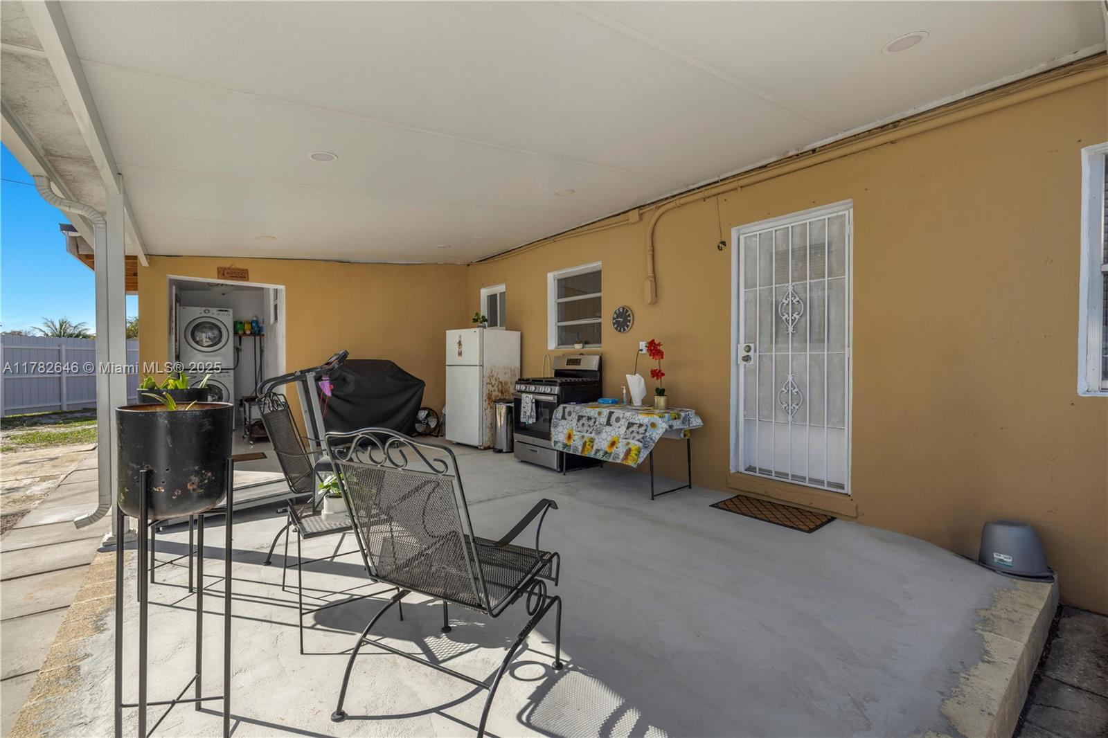 GUAVA GROVE ESTATES 1ST A - Residential