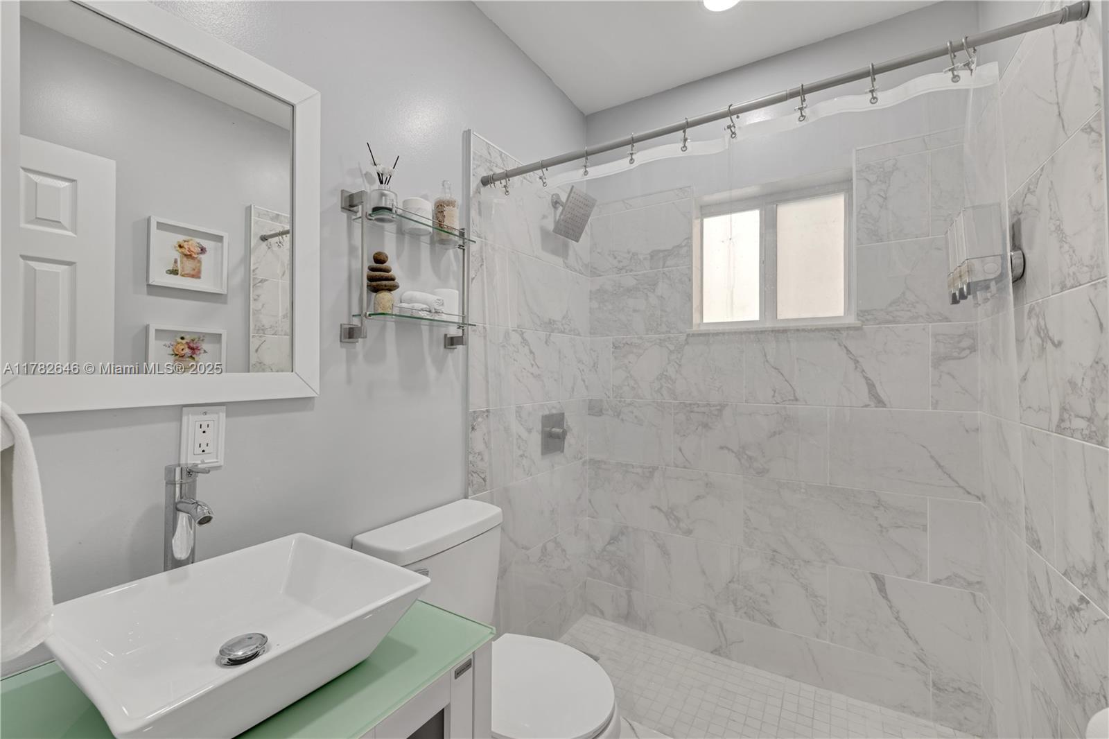 GUAVA GROVE ESTATES 1ST A - Residential