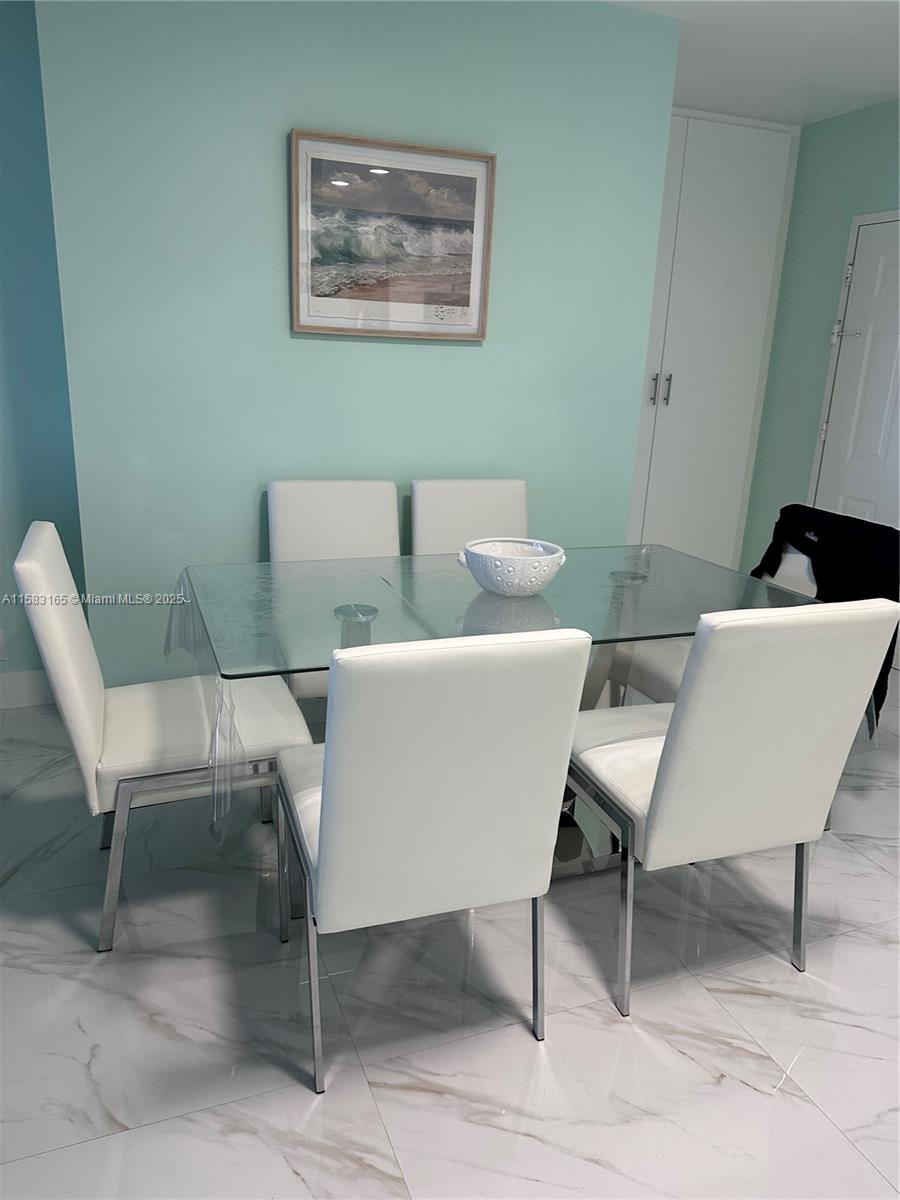 WAVE CONDO - Residential Lease