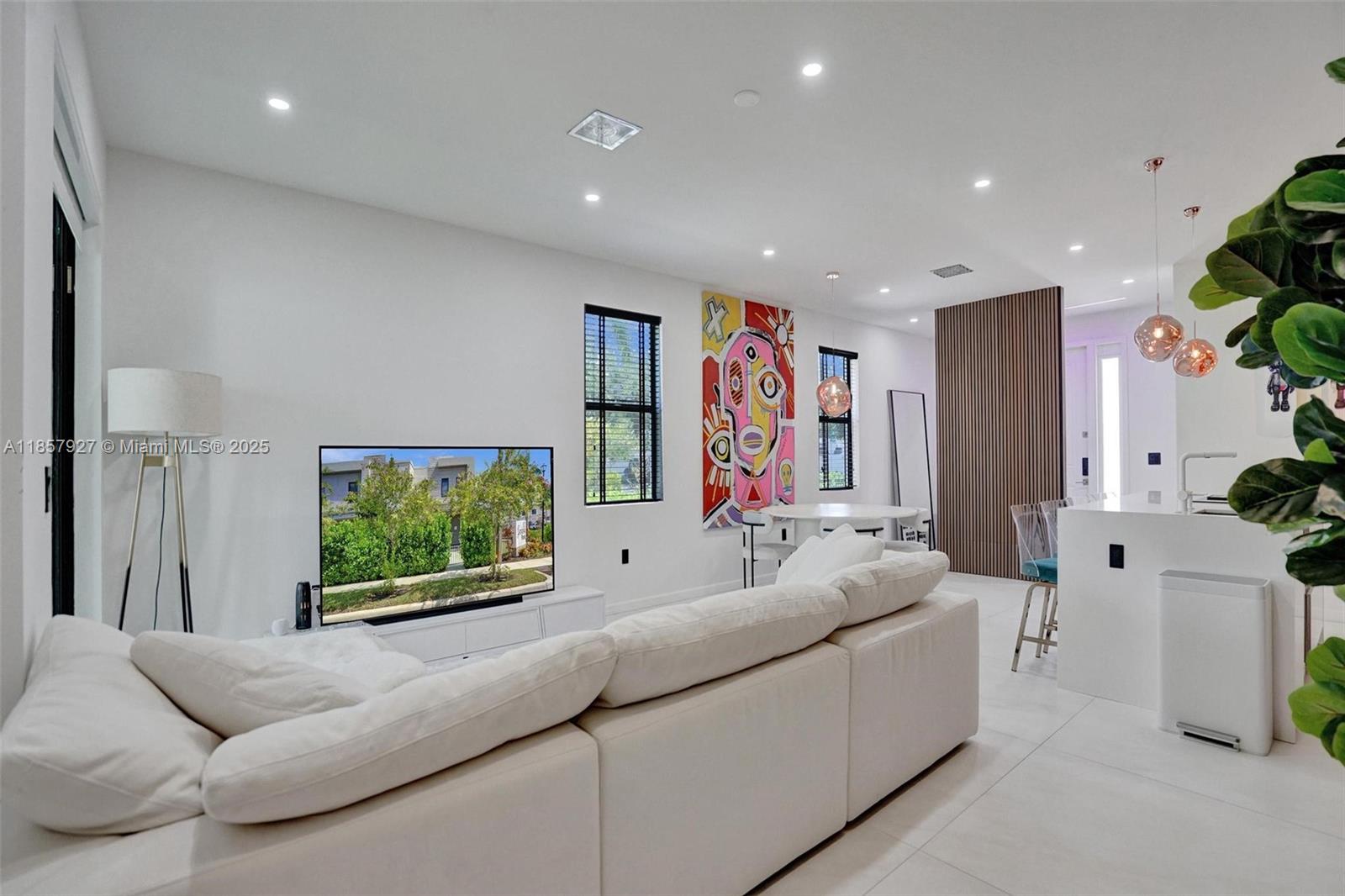 GARDENIA PARK - Residential