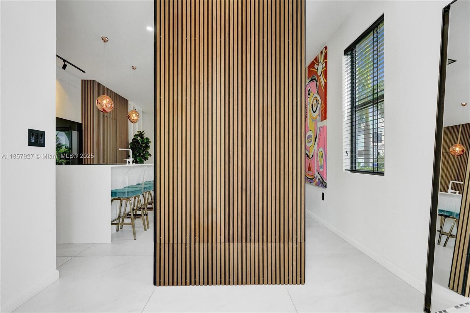 421 NW 17th St