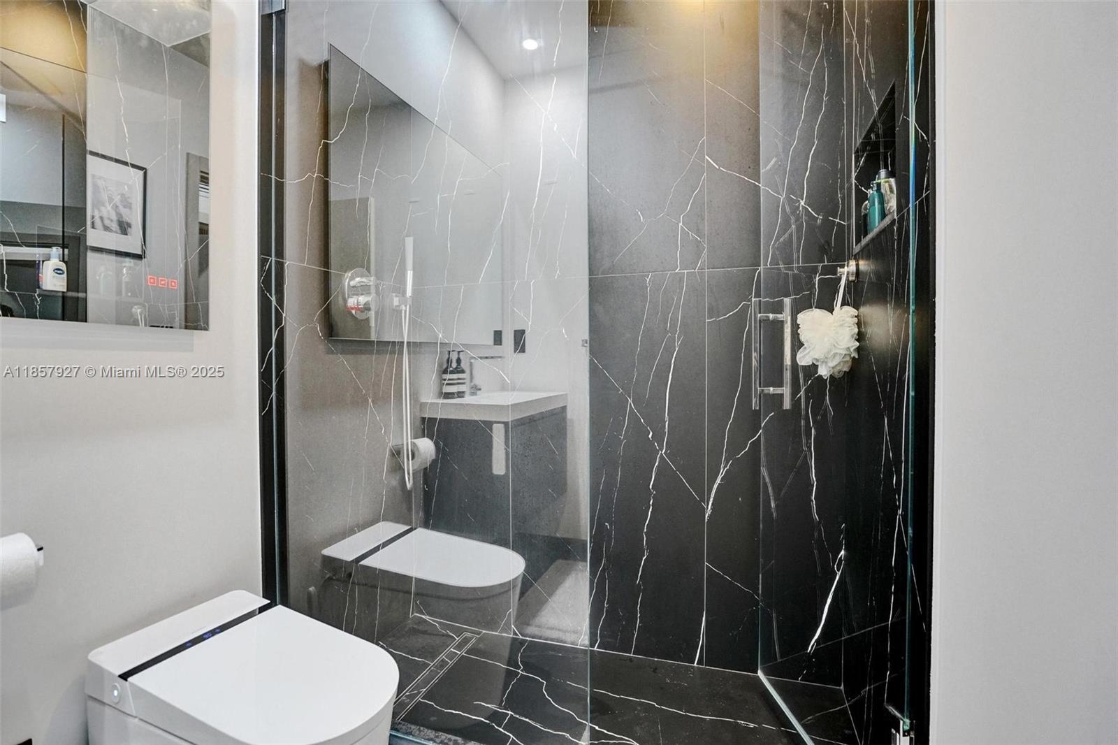 GARDENIA PARK - Residential