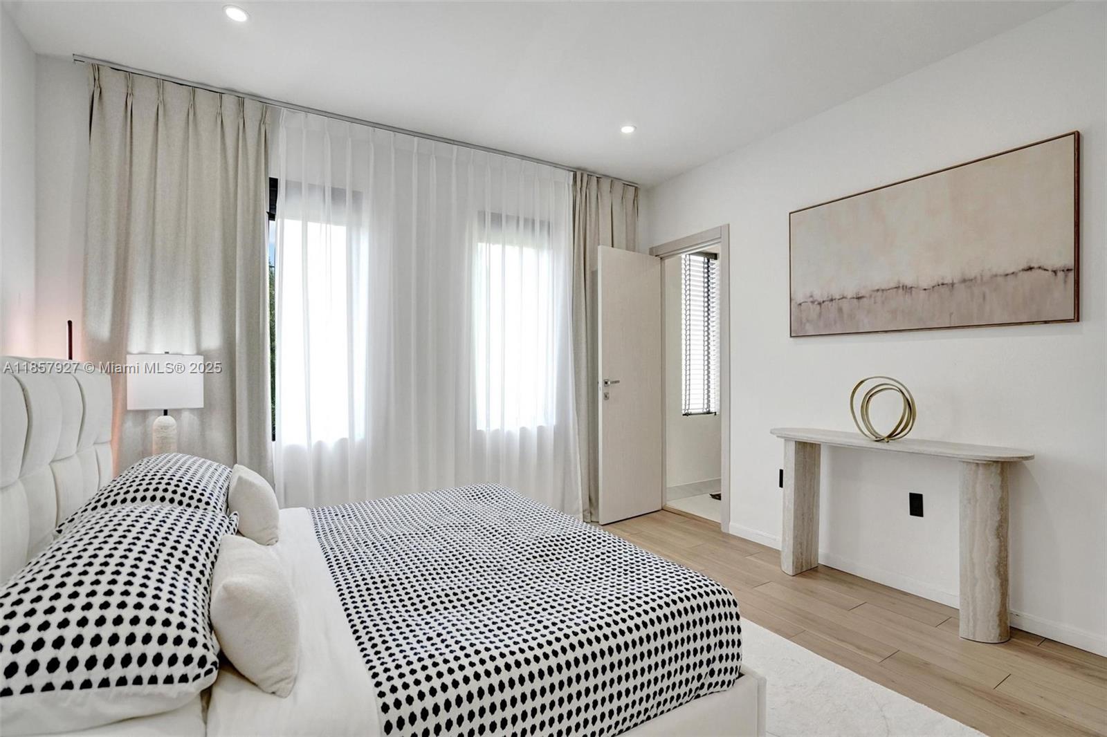 GARDENIA PARK - Residential