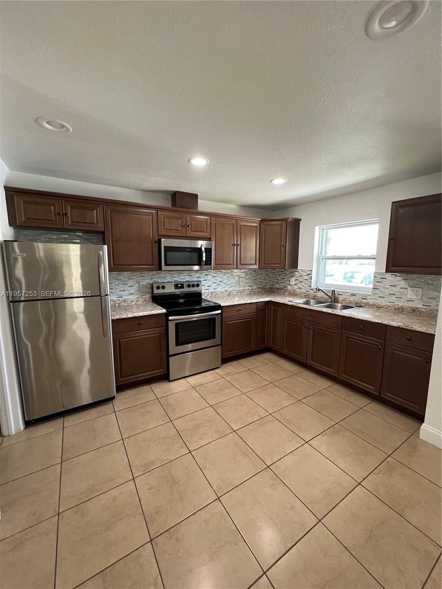 SEAPINES - Residential