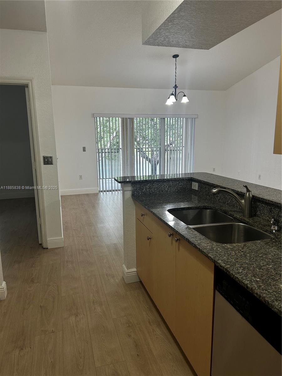 AVENTINE AT MIRAMAR CONDO - Residential Lease
