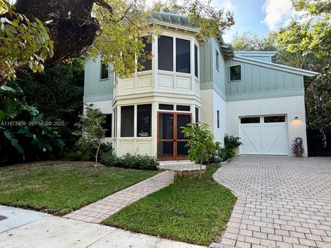 Photo of 2330 Overbrook St, Coconut Grove, FL 33133 (MLS # A11877425)