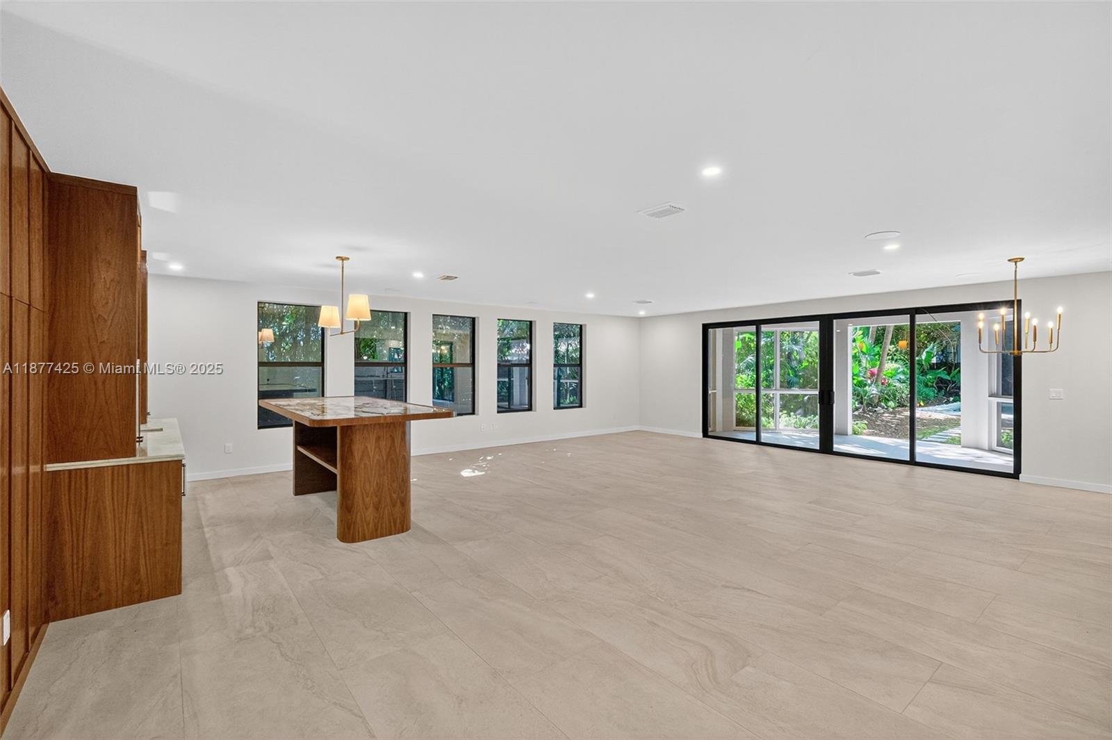 OCEAN VIEW HEIGHTS - Residential Lease