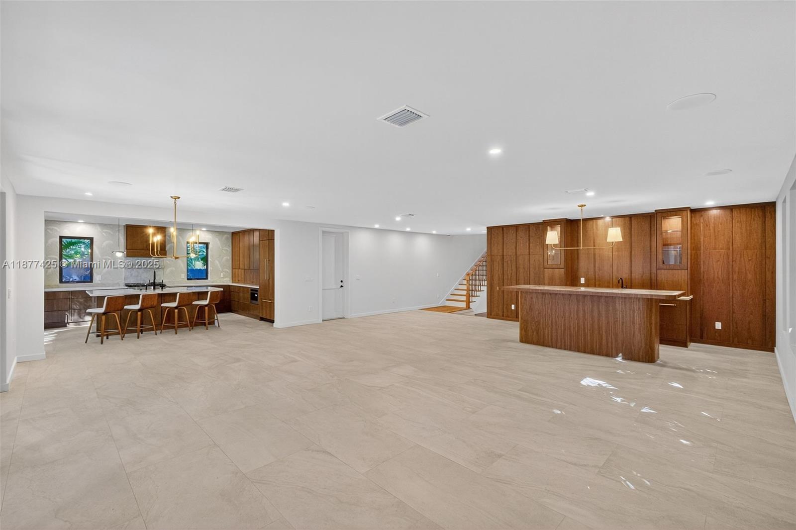 OCEAN VIEW HEIGHTS - Residential Lease