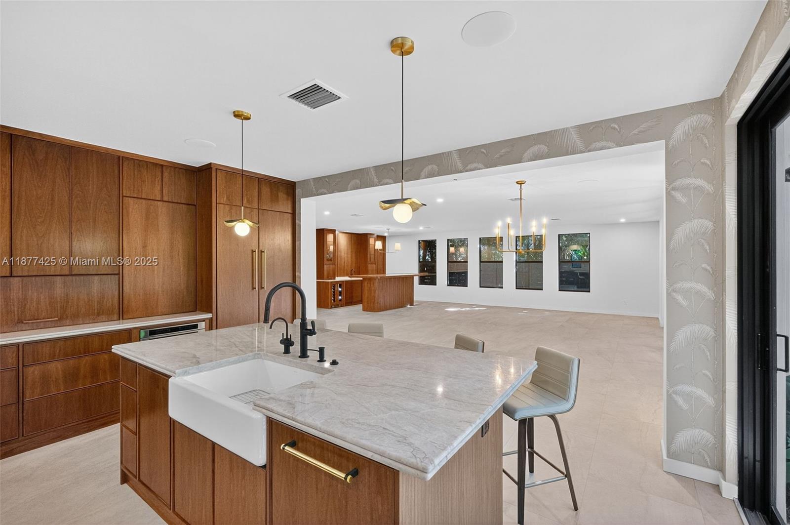 OCEAN VIEW HEIGHTS - Residential Lease