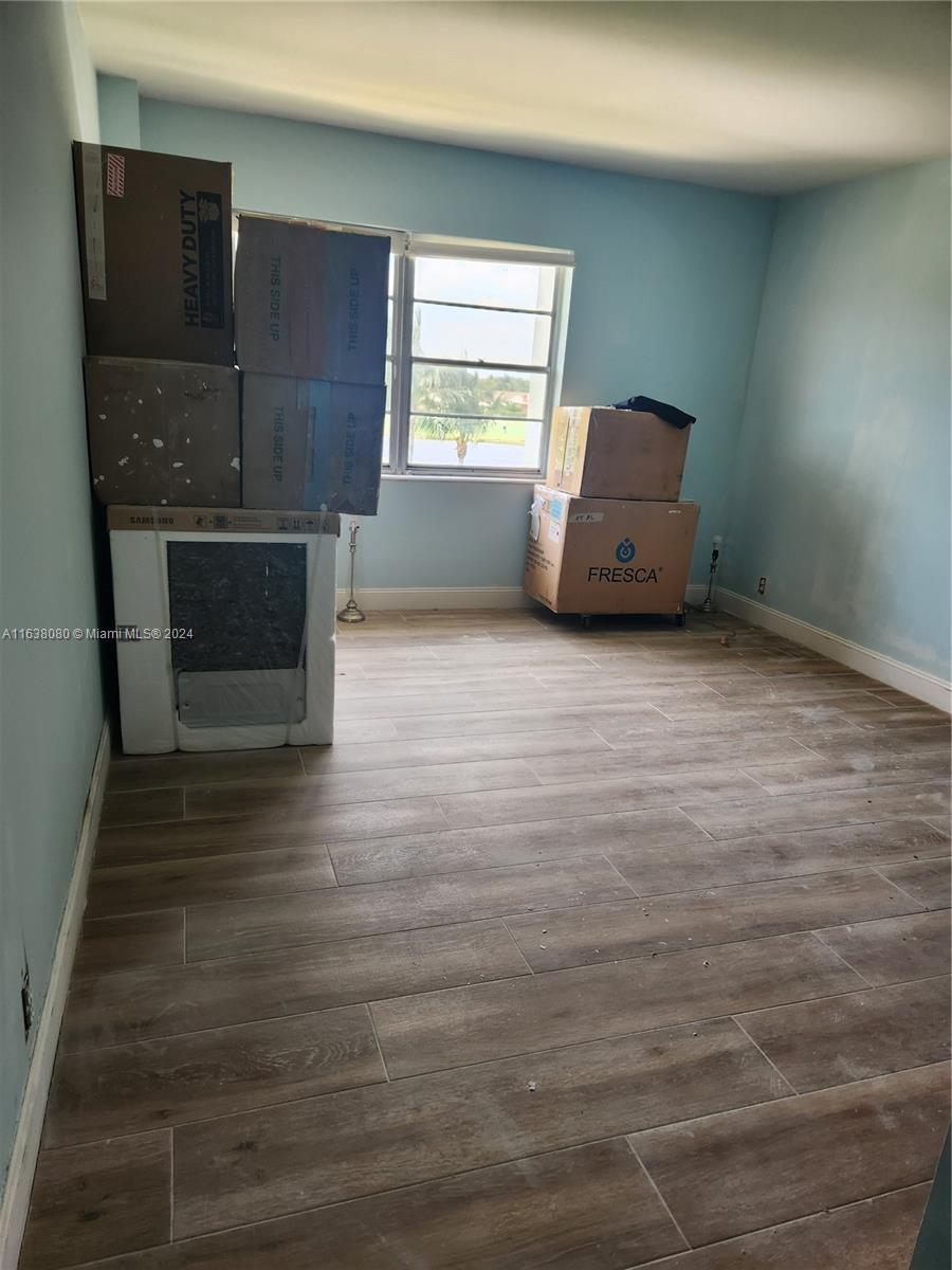 COUNTRY CLUB TOWERS CONDO - Residential