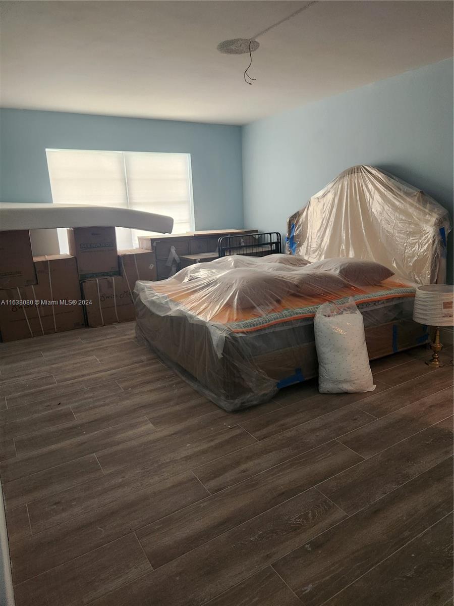 COUNTRY CLUB TOWERS CONDO - Residential